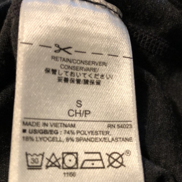 Gap fit athletic tee - Picture 11 of 11